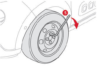 Citroen C3. Fitting a wheel